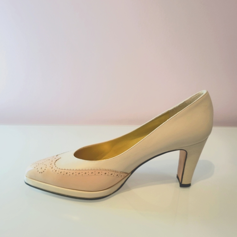Vintage Italian Oxford Cream Heels 7 1/2